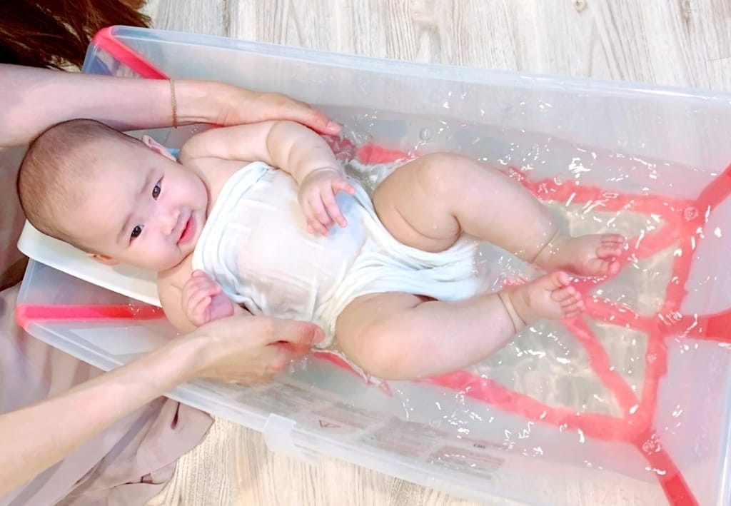 |育兒好物|STOKKE FLEXI BATH摺疊式浴盆.採安全無毒材質.可收納不佔空間,新手爸媽輕鬆上手 - 第16張圖 |育兒好物|STOKKE FLEXI BATH摺疊式浴盆.採安全無毒材質.可收納不佔空間,新手爸媽輕鬆上手