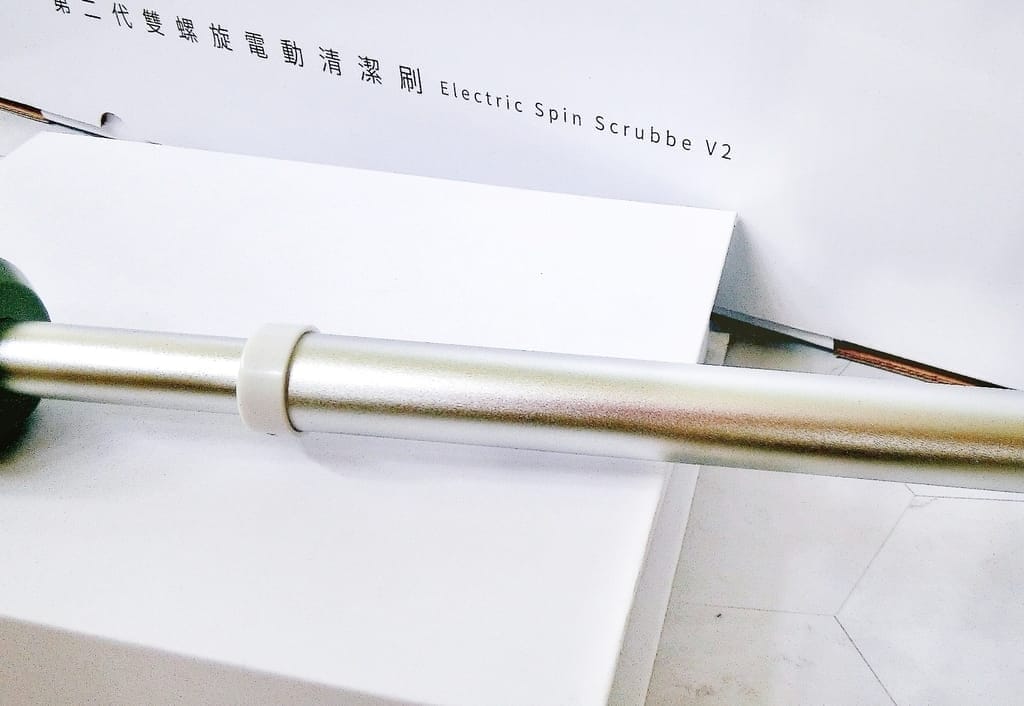| 居家清潔 | 有樂紛 第⼆代電動清潔刷EUL-ES002 .全機防水.大掃除必備好物.刷洗衛浴好幫手! - 第9張圖 | 居家清潔 | 有樂紛 第⼆代電動清潔刷EUL-ES002 .全機防水.大掃除必備好物.刷洗衛浴好幫手!
