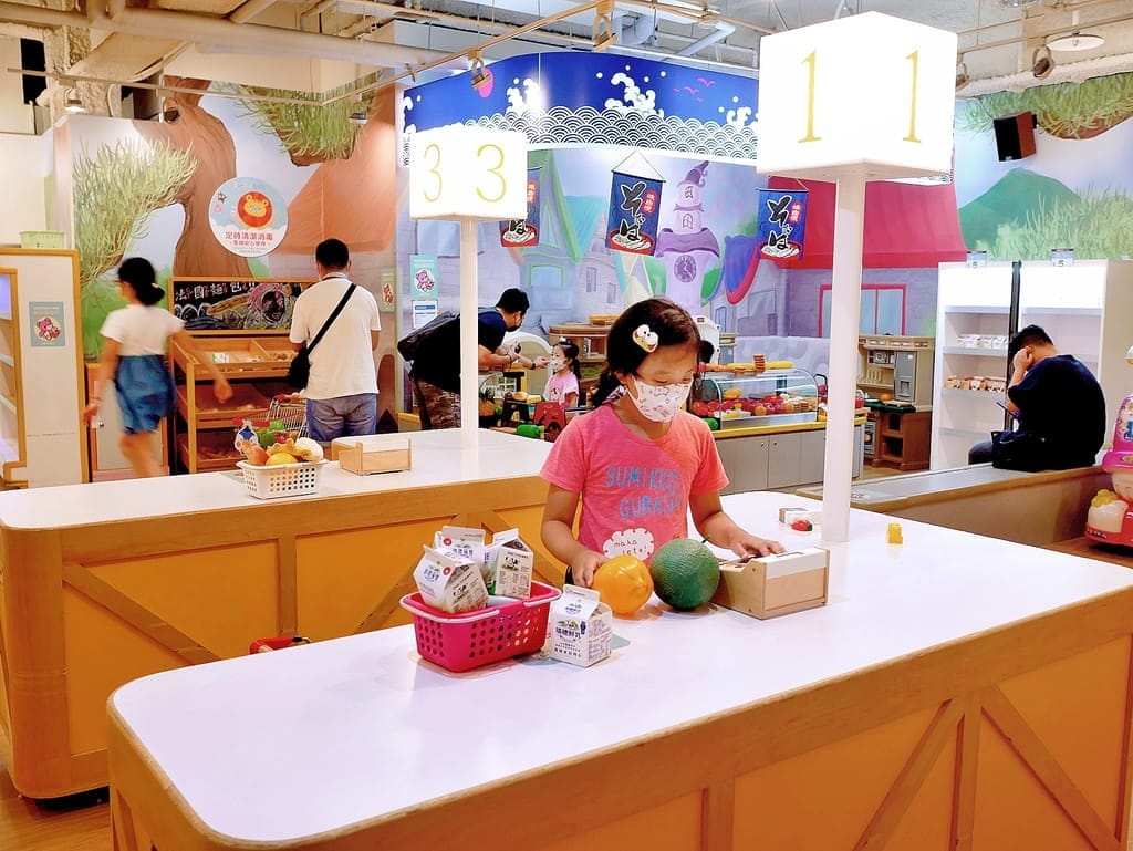 |遊戲樂園|遊戲愛樂園 – 新時代魔法公園店.旋轉木馬.仿真超市採買.超大球池.孩子最愛的沙坑區.兒童手作DIY - 第26張圖 |遊戲樂園|遊戲愛樂園 – 新時代魔法公園店.旋轉木馬.仿真超市採買.超大球池.孩子最愛的沙坑區.兒童手作DIY