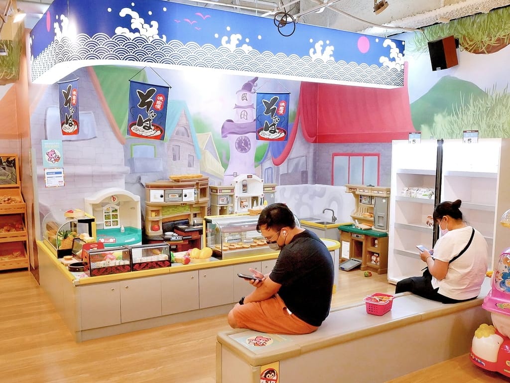 |遊戲樂園|遊戲愛樂園 – 新時代魔法公園店.旋轉木馬.仿真超市採買.超大球池.孩子最愛的沙坑區.兒童手作DIY - 第16張圖 |遊戲樂園|遊戲愛樂園 – 新時代魔法公園店.旋轉木馬.仿真超市採買.超大球池.孩子最愛的沙坑區.兒童手作DIY
