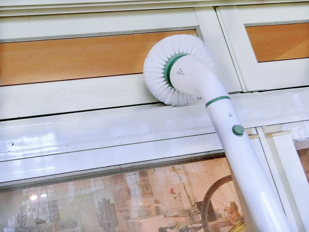 | 居家清潔 | 有樂紛 第⼆代電動清潔刷EUL-ES002 .全機防水.大掃除必備好物.刷洗衛浴好幫手! - 第44張圖 | 居家清潔 | 有樂紛 第⼆代電動清潔刷EUL-ES002 .全機防水.大掃除必備好物.刷洗衛浴好幫手!