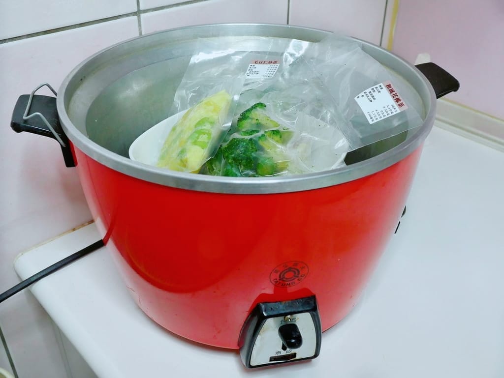|宅配冷凍美食|⼩宅⾷袋減醣個⼈套餐,低卡餐,多樣加熱即食冷凍家常菜.5分鐘輕鬆上桌 - 第9張圖 |宅配冷凍美食|⼩宅⾷袋減醣個⼈套餐,低卡餐,多樣加熱即食冷凍家常菜.5分鐘輕鬆上桌
