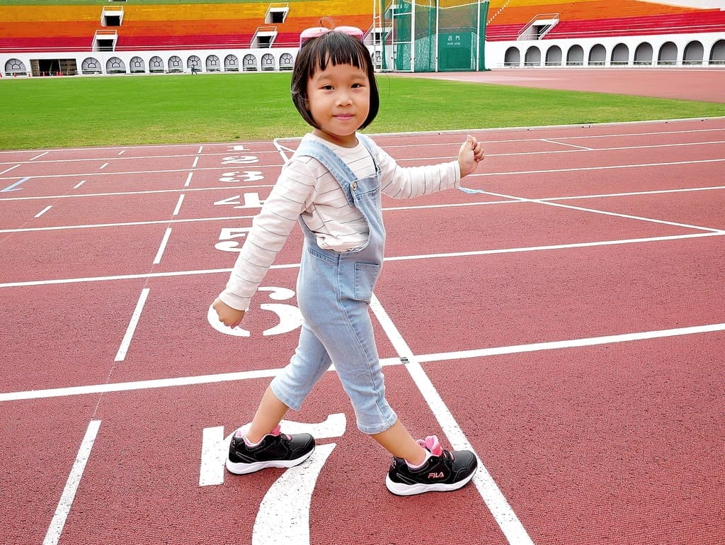 | 童鞋推薦 | FILA Kids 第二代機能運動鞋.踩踏舒適,讓運動自然融入生活! - 第22張圖 | 童鞋推薦 | FILA Kids 第二代機能運動鞋.踩踏舒適,讓運動自然融入生活!