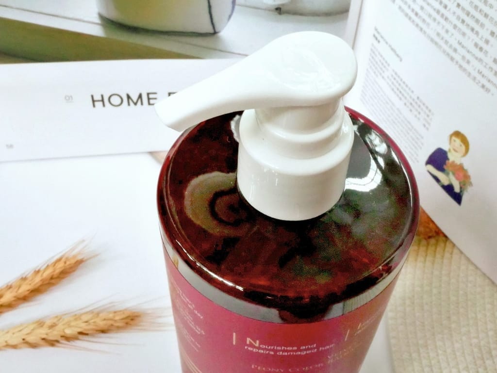 |沙龍級髮品|SAHOLEA 森歐黎漾.絲絨牡丹系列.年度爆款洗髮精誕生!連香氛控都著迷! - 第7張圖 |沙龍級髮品|SAHOLEA 森歐黎漾.絲絨牡丹系列.年度爆款洗髮精誕生!連香氛控都著迷!