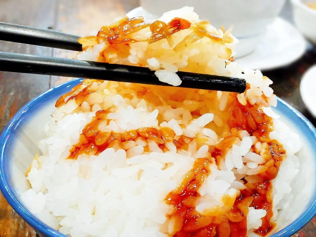 | 中和雞肉飯 | 兩津號雞肉飯(中和店).必點金牌雞肉飯配爆漿荷包蛋!雞肉切盤鮮嫩多汁又涮嘴!中和環球對面 - 第17張圖 | 中和雞肉飯 | 兩津號雞肉飯(中和店).必點金牌雞肉飯配爆漿荷包蛋!雞肉切盤鮮嫩多汁又涮嘴!中和環球對面
