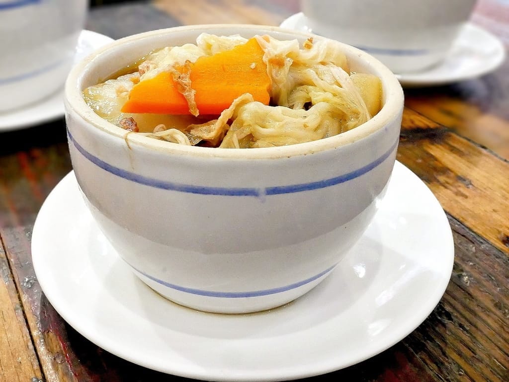 | 中和雞肉飯 | 兩津號雞肉飯(中和店).必點金牌雞肉飯配爆漿荷包蛋!雞肉切盤鮮嫩多汁又涮嘴!中和環球對面 - 第25張圖 | 中和雞肉飯 | 兩津號雞肉飯(中和店).必點金牌雞肉飯配爆漿荷包蛋!雞肉切盤鮮嫩多汁又涮嘴!中和環球對面