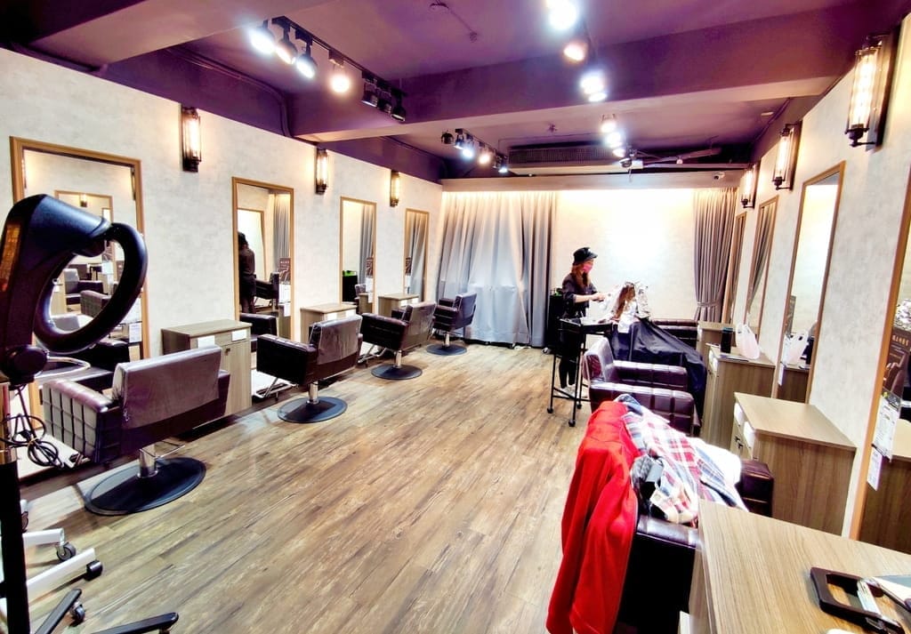 |板橋染髮推薦|七大界髮廊板橋店.價格透明.舒壓按摩洗髮,府中便宜染髮,染髮不限長度最低價1200元 - 第11張圖 |板橋染髮推薦|七大界髮廊板橋店.價格透明.舒壓按摩洗髮,府中便宜染髮,染髮不限長度最低價1200元