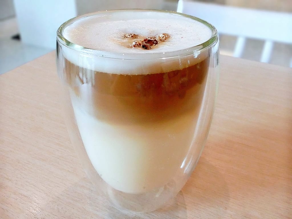 ｜西門町咖啡廳｜樂野食，悠閒享用早午餐/下午茶．親子寵物友善餐廳推薦．附設兒童遊戲區
