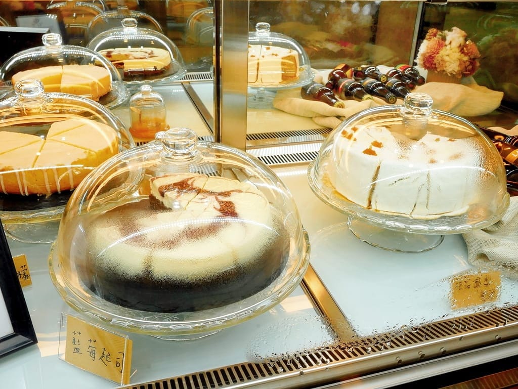｜西門町咖啡廳｜樂野食，悠閒享用早午餐/下午茶．親子寵物友善餐廳推薦．附設兒童遊戲區