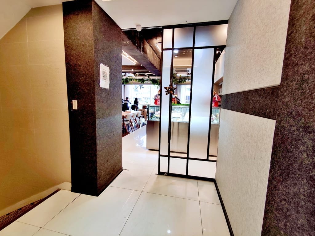 ｜西門町咖啡廳｜樂野食，悠閒享用早午餐/下午茶．親子寵物友善餐廳推薦．附設兒童遊戲區