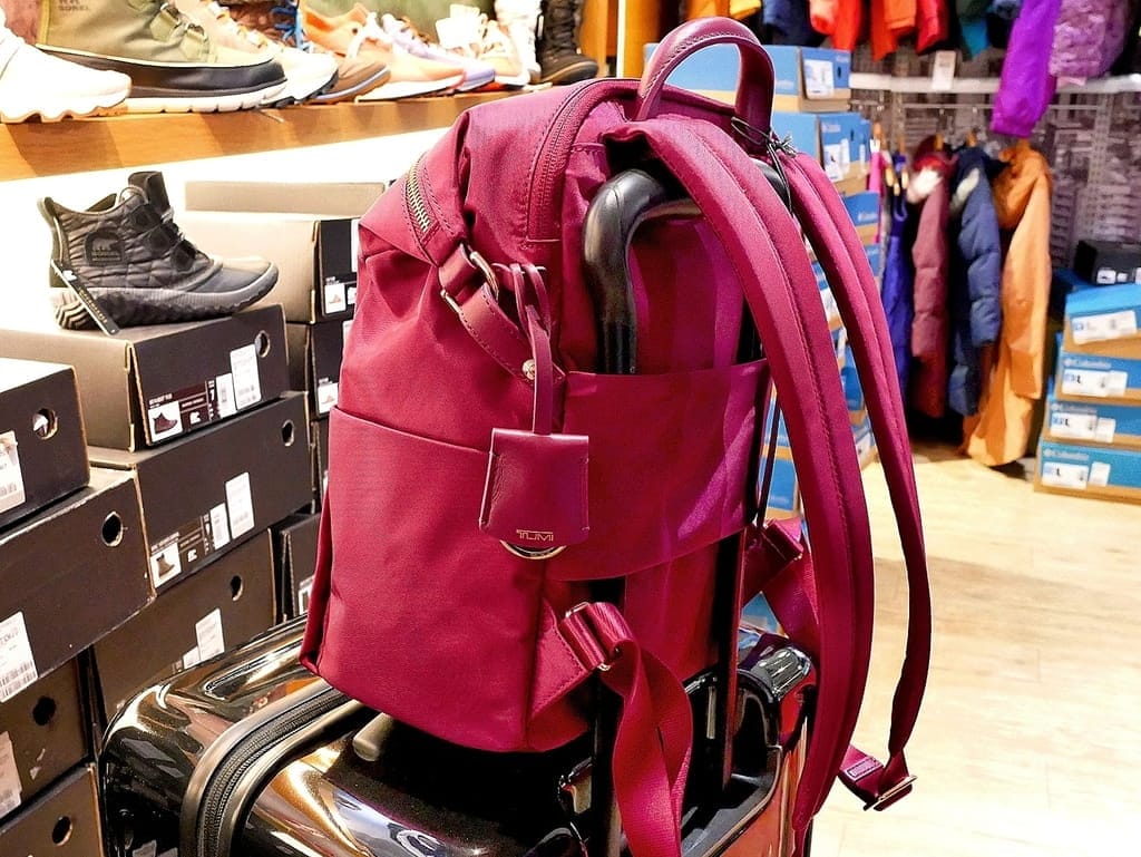 |限量破盤優惠|2022 Lebags俊嶽家族聯合特賣會.在台北東區.Columbia、TUMI、True Religion、KANGOL、SOREL聯手出擊.超低價只要1折起 - 第34張圖 |限量破盤優惠|2022 Lebags俊嶽家族聯合特賣會.在台北東區.Columbia、TUMI、True Religion、KANGOL、SOREL聯手出擊.超低價只要1折起