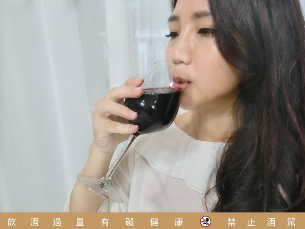 |好喝平價葡萄酒|智利卡門酒莊 勳章系列-卡門妮爾.厚實的葡萄香氣.打造周末微醺的幸福感 - 第3張圖 |好喝平價葡萄酒|智利卡門酒莊 勳章系列-卡門妮爾.厚實的葡萄香氣.打造周末微醺的幸福感