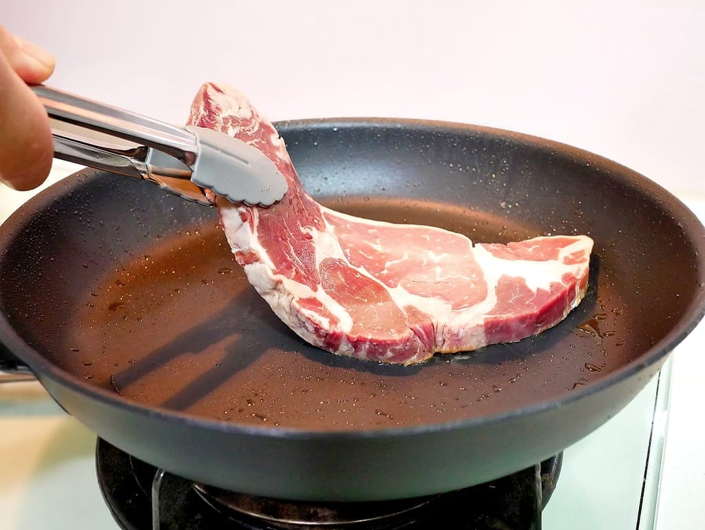 | 開箱 | WMF Steak Profi牛排專用陶瓷平底煎鍋.主廚御用-極致德國工藝,美味牛排自己煎也可以,在家享用大餐! - 第19張圖 | 開箱 | WMF Steak Profi牛排專用陶瓷平底煎鍋.主廚御用-極致德國工藝,美味牛排自己煎也可以,在家享用大餐!
