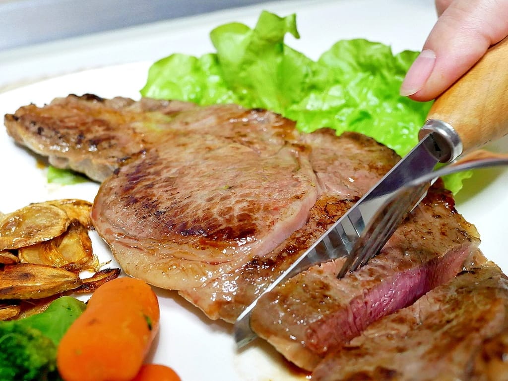| 開箱 | WMF Steak Profi牛排專用陶瓷平底煎鍋.主廚御用-極致德國工藝,美味牛排自己煎也可以,在家享用大餐! - 第24張圖 | 開箱 | WMF Steak Profi牛排專用陶瓷平底煎鍋.主廚御用-極致德國工藝,美味牛排自己煎也可以,在家享用大餐!