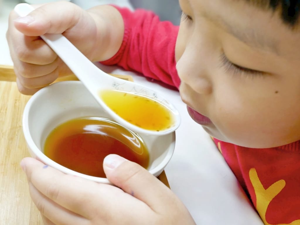 |宅配滴雞精推薦|建菘滴雞精.照顧全家人的健康!古法萃煉黑羽放山雞精華.滴雞精料理食譜.送禮最佳首選! - 第19張圖 |宅配滴雞精推薦|建菘滴雞精.照顧全家人的健康!古法萃煉黑羽放山雞精華.滴雞精料理食譜.送禮最佳首選!