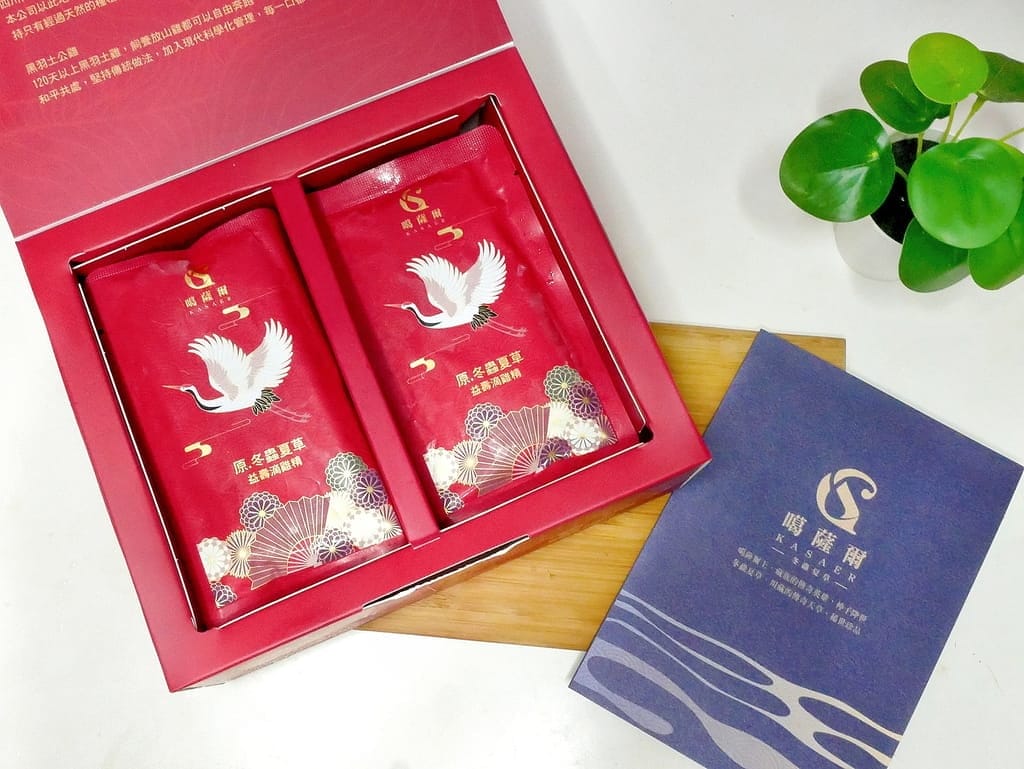 |滴雞精禮盒|原.冬蟲夏草益壽滴雞精.正黑羽土公雞費時熬煮,加入珍貴的冬蟲夏草.讓全家人元氣滿分! - 第9張圖 |滴雞精禮盒|原.冬蟲夏草益壽滴雞精.正黑羽土公雞費時熬煮,加入珍貴的冬蟲夏草.讓全家人元氣滿分!