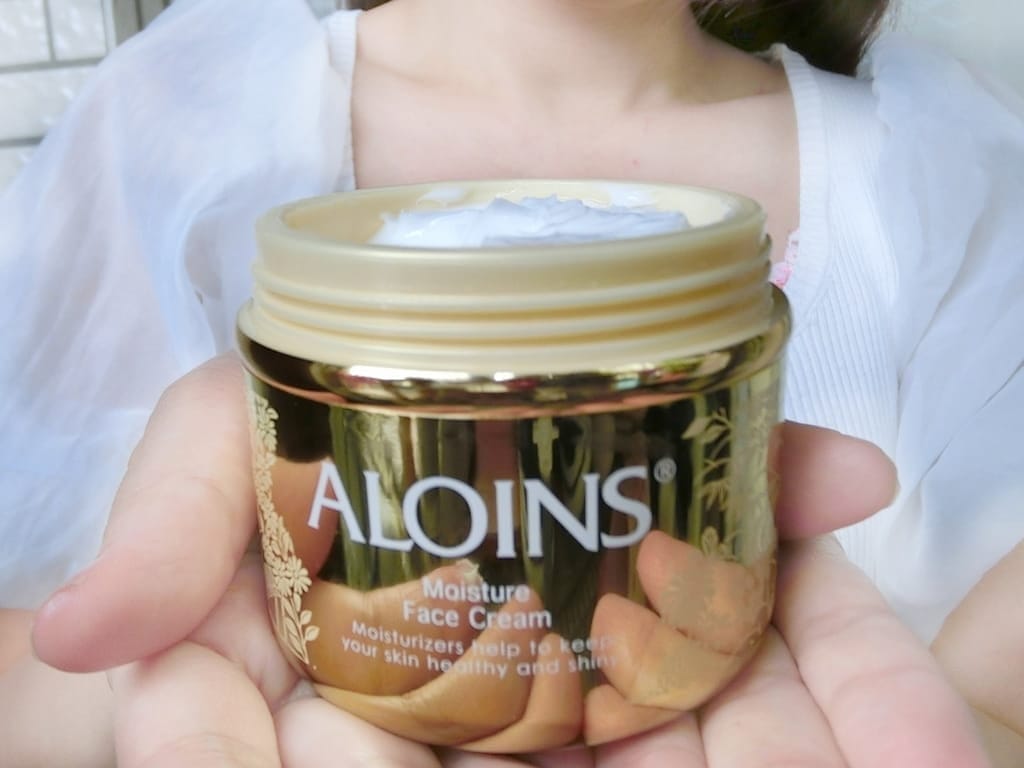 | 富勒烯保養品推薦 | ALOINS 雅洛茵斯皇家蘆薈美肌霜．Q10 皮膚功效．皮膚暗沉蠟黃救星，乾紋消失．養出豆腐嫩肌！