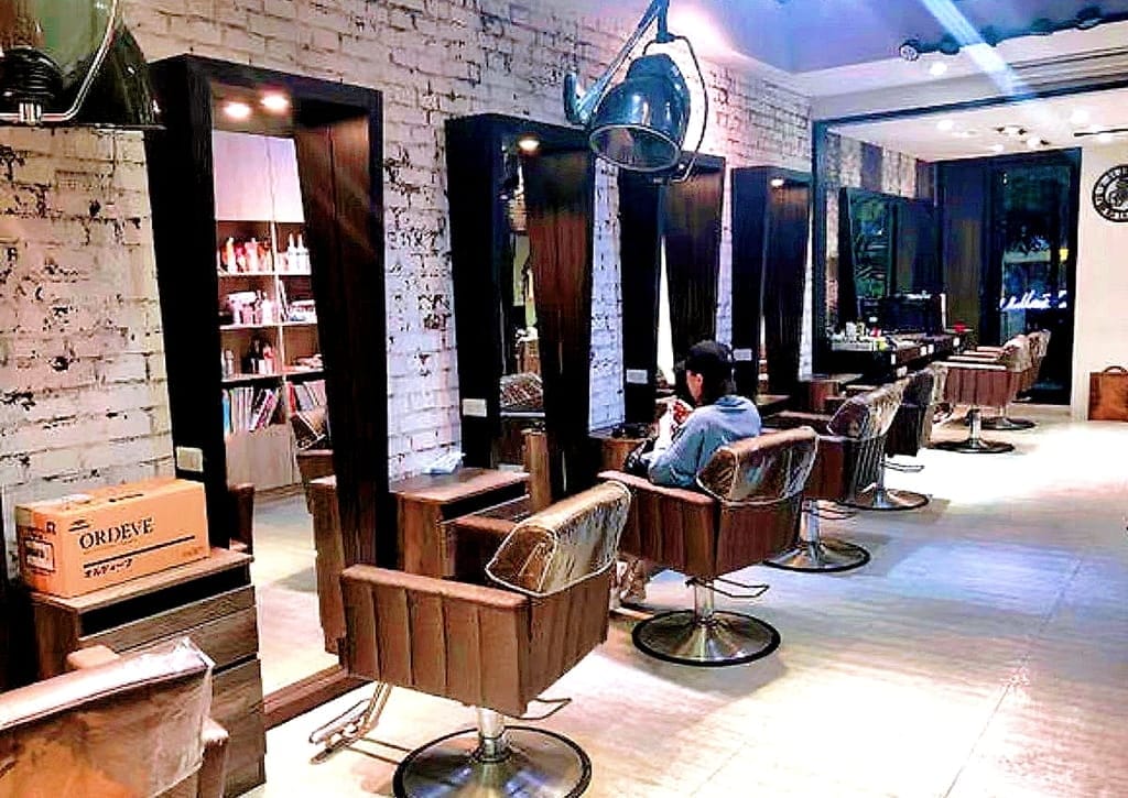 | 台北染髮推薦 | FIN Hair Salon,若隱若現的氣質挑染.大玩髮色指定設計師Freya - 第10張圖 | 台北染髮推薦 | FIN Hair Salon,若隱若現的氣質挑染.大玩髮色指定設計師Freya