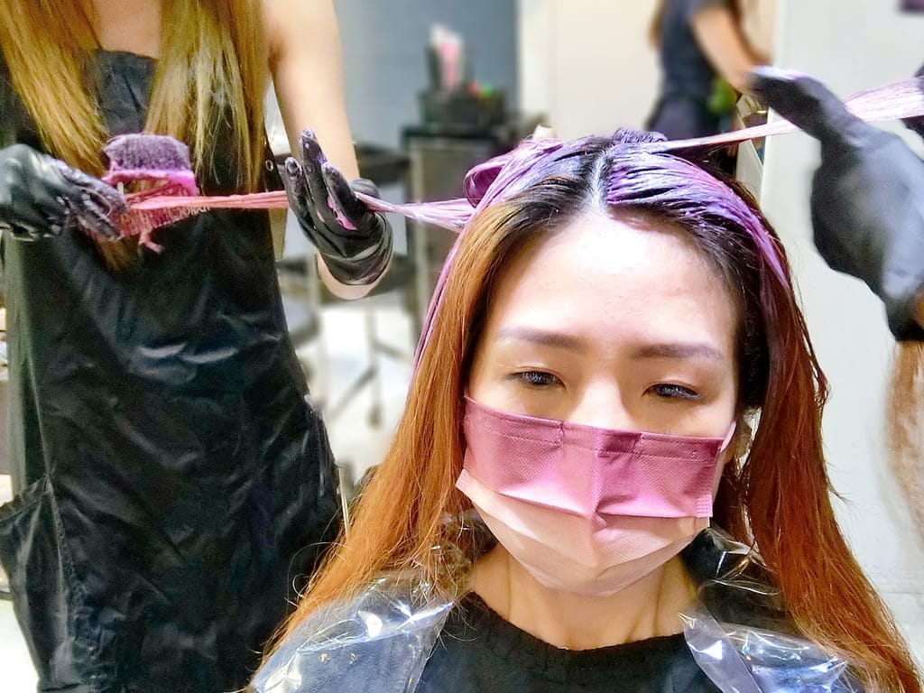 | 台北染髮推薦 | FIN Hair Salon,若隱若現的氣質挑染.大玩髮色指定設計師Freya - 第27張圖 | 台北染髮推薦 | FIN Hair Salon,若隱若現的氣質挑染.大玩髮色指定設計師Freya