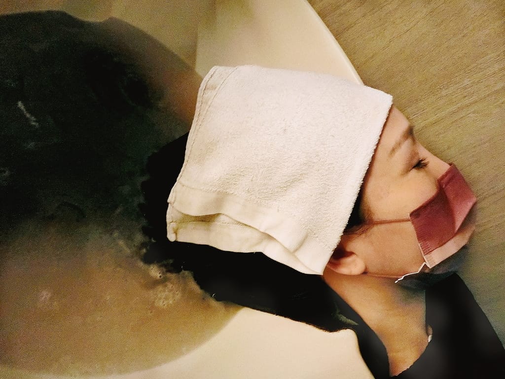 | 台北染髮推薦 | FIN Hair Salon,若隱若現的氣質挑染.大玩髮色指定設計師Freya - 第36張圖 | 台北染髮推薦 | FIN Hair Salon,若隱若現的氣質挑染.大玩髮色指定設計師Freya