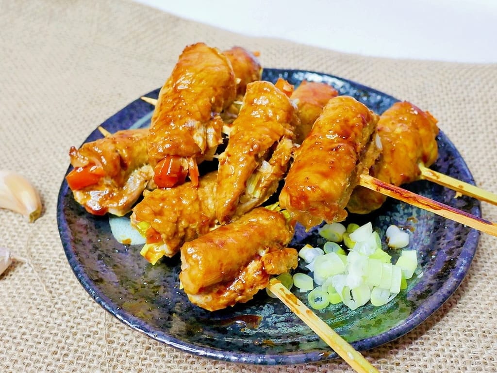 ｜ 家中必備醬料推薦｜宮崎黑蒜頭美味調味醬-蒜頭風味．宮崎黑蒜頭美味調味醬-黑芝麻風味，餐桌上少不了它，家庭主婦推薦必買，快速製作美味料理！