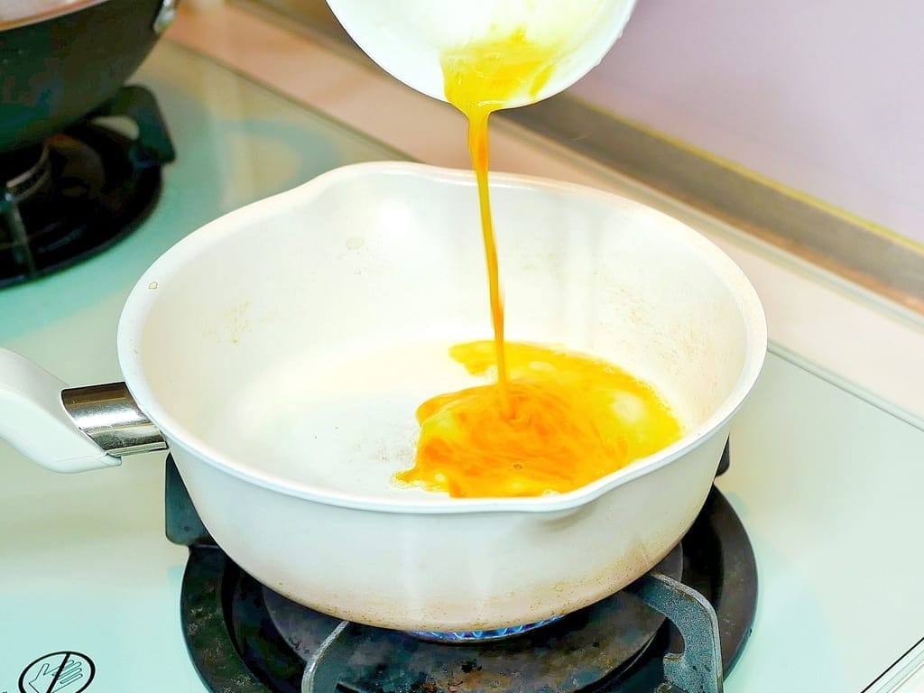 ｜ 家中必備醬料推薦｜宮崎黑蒜頭美味調味醬-蒜頭風味．宮崎黑蒜頭美味調味醬-黑芝麻風味，餐桌上少不了它，家庭主婦推薦必買，快速製作美味料理！