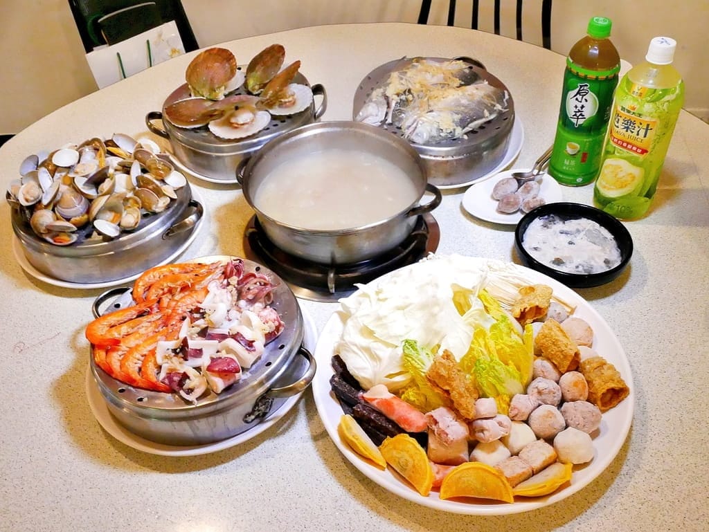 | 新莊美食 | 二月牌沙茶爐 ,蒸氣海鮮蒸塔.綜合貝類/鮮蝦/小卷/石斑魚.吃的到海鮮的原味 - 第22張圖 | 新莊美食 | 二月牌沙茶爐 ,蒸氣海鮮蒸塔.綜合貝類/鮮蝦/小卷/石斑魚.吃的到海鮮的原味