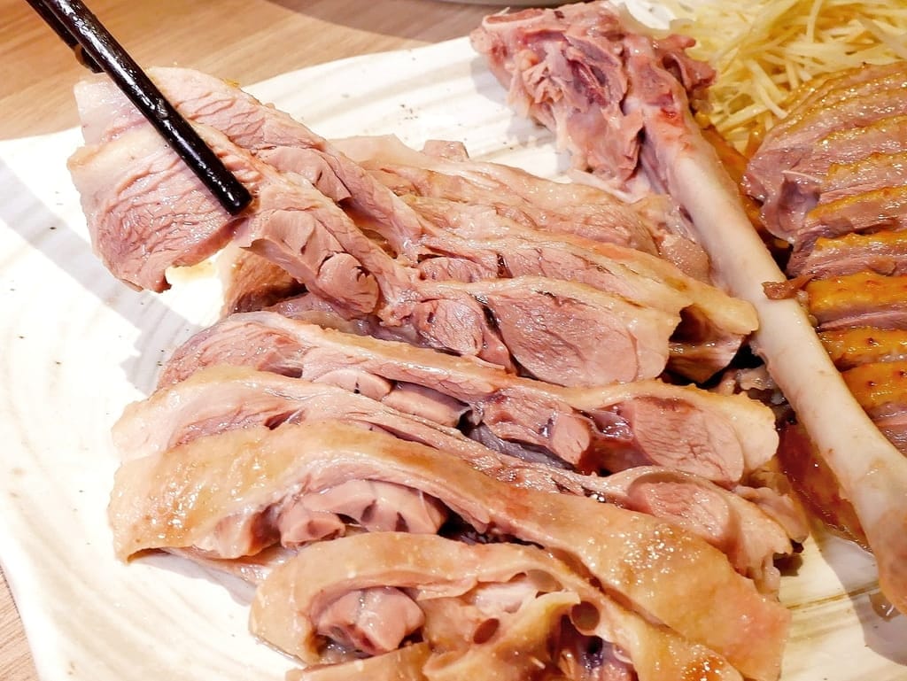 | 新店鵝肉 | 鵝肉世家.30年鵝肉老店,煙燻鵝肉鮮甜不膩口,新店區美食推薦 - 第19張圖 | 新店鵝肉 | 鵝肉世家.30年鵝肉老店,煙燻鵝肉鮮甜不膩口,新店區美食推薦