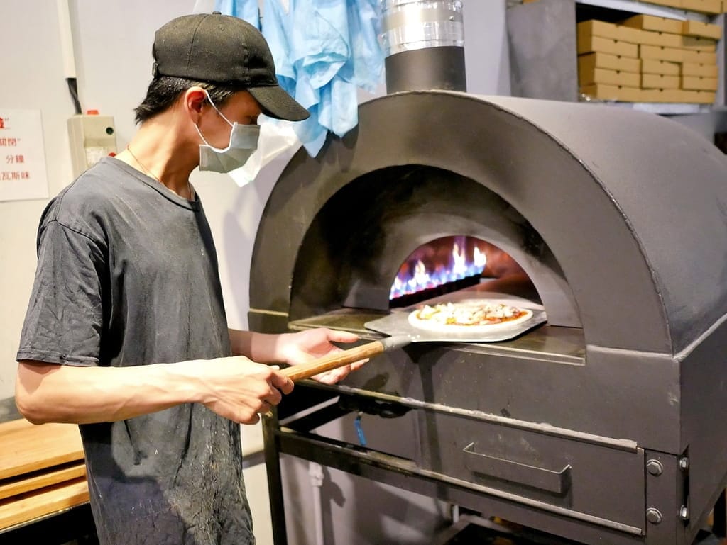 | 新店披薩 | Pizza Tower 披薩斜塔,牛肉牛肝菌菇燉飯.香烤豬肋排,聚餐聚會餐廳首選.捷運周邊美食 - 第15張圖 | 新店披薩 | Pizza Tower 披薩斜塔,牛肉牛肝菌菇燉飯.香烤豬肋排,聚餐聚會餐廳首選.捷運周邊美食
