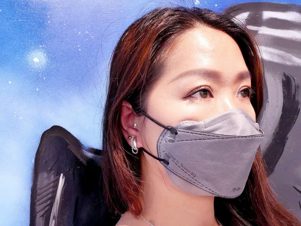 | 穿耳服務 | 破銅爛鐵銀飾,採專業穿耳系統.14k金 / 醫療鋼材質.快速穿耳洞安全又衛生 - 第32張圖 | 穿耳服務 | 破銅爛鐵銀飾,採專業穿耳系統.14k金 / 醫療鋼材質.快速穿耳洞安全又衛生