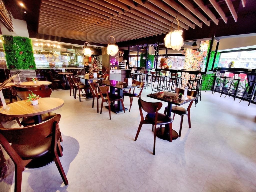 | 石牌捷運站不限時餐廳 | Prague Coffee布拉格咖啡館,近石牌商城/捷運石牌站,不收服務費/平日不限時,有插座.免費WIFI! - 第7張圖 | 石牌捷運站不限時餐廳 | Prague Coffee布拉格咖啡館,近石牌商城/捷運石牌站,不收服務費/平日不限時,有插座.免費WIFI!