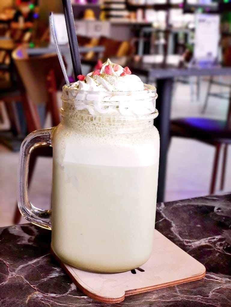 | 石牌捷運站不限時餐廳 | Prague Coffee布拉格咖啡館,近石牌商城/捷運石牌站,不收服務費/平日不限時,有插座.免費WIFI! - 第40張圖 | 石牌捷運站不限時餐廳 | Prague Coffee布拉格咖啡館,近石牌商城/捷運石牌站,不收服務費/平日不限時,有插座.免費WIFI!