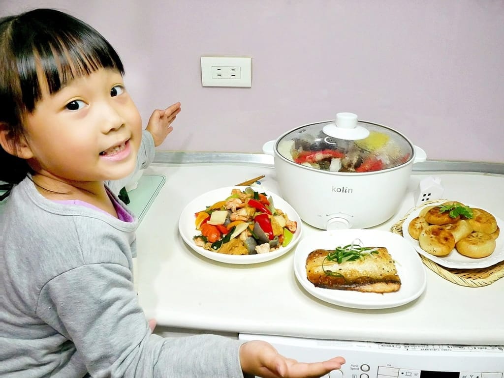 |料理鍋推薦|kolin 歌林3.6L陶瓷電火鍋.煎!煮!炒!炸!陶瓷釉不沾塗層,耐用好清洗.外宿族必備! - 第40張圖 |料理鍋推薦|kolin 歌林3.6L陶瓷電火鍋.煎!煮!炒!炸!陶瓷釉不沾塗層,耐用好清洗.外宿族必備!