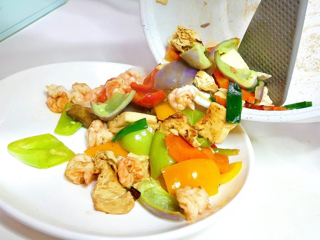 |料理鍋推薦|kolin 歌林3.6L陶瓷電火鍋.煎!煮!炒!炸!陶瓷釉不沾塗層,耐用好清洗.外宿族必備! - 第19張圖 |料理鍋推薦|kolin 歌林3.6L陶瓷電火鍋.煎!煮!炒!炸!陶瓷釉不沾塗層,耐用好清洗.外宿族必備!