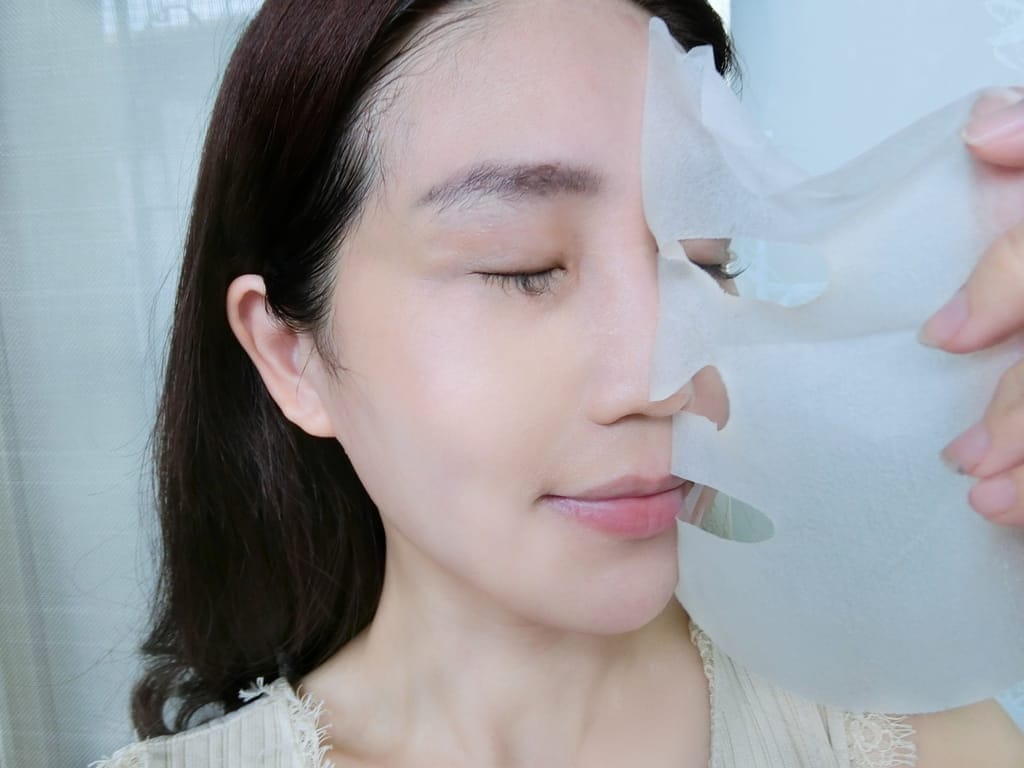 |膠原蛋白推薦|良源集膠原胜肽極潤面膜 & 良源集極上鱗膠原蛋白,分子量最小,簡易保養水嫩透亮好膚質,皮膚鬆弛/乾敏肌必收! - 第27張圖 |膠原蛋白推薦|良源集膠原胜肽極潤面膜 & 良源集極上鱗膠原蛋白,分子量最小,簡易保養水嫩透亮好膚質,皮膚鬆弛/乾敏肌必收!