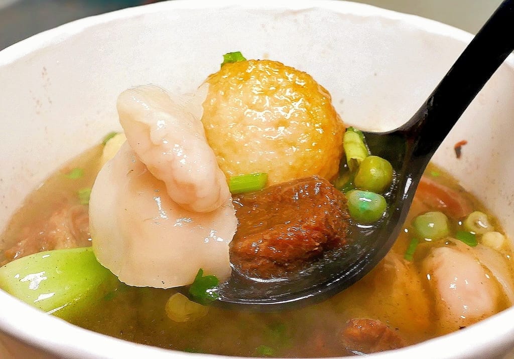 | 新莊美食推薦 | 白襪子麻辣嘴.四川麻辣風味.麻辣口感吮指回香.老師傅的真傳手藝.輔大周邊美食! - 第46張圖 | 新莊美食推薦 | 白襪子麻辣嘴.四川麻辣風味.麻辣口感吮指回香.老師傅的真傳手藝.輔大周邊美食!