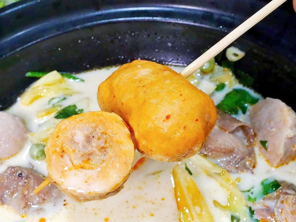 | 新莊美食推薦 | 白襪子麻辣嘴.四川麻辣風味.麻辣口感吮指回香.老師傅的真傳手藝.輔大周邊美食! - 第23張圖 | 新莊美食推薦 | 白襪子麻辣嘴.四川麻辣風味.麻辣口感吮指回香.老師傅的真傳手藝.輔大周邊美食!