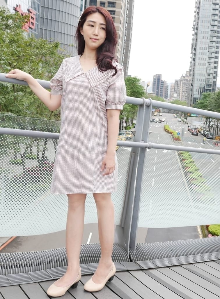 | 高跟鞋穿搭 | MELROSE經典素雅純色全真皮高跟鞋.好穿舒適x俐落率性,OL穿搭必備款 - 第17張圖 | 高跟鞋穿搭 | MELROSE經典素雅純色全真皮高跟鞋.好穿舒適x俐落率性,OL穿搭必備款