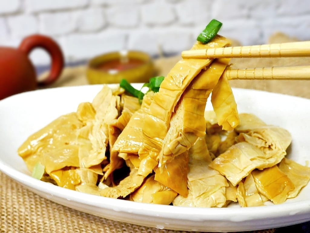 ｜素食滷味小菜｜搗蛋菇蔬食便利店．天然健康無添加，人氣素食方便即食料理包．涮嘴宅配滷味！