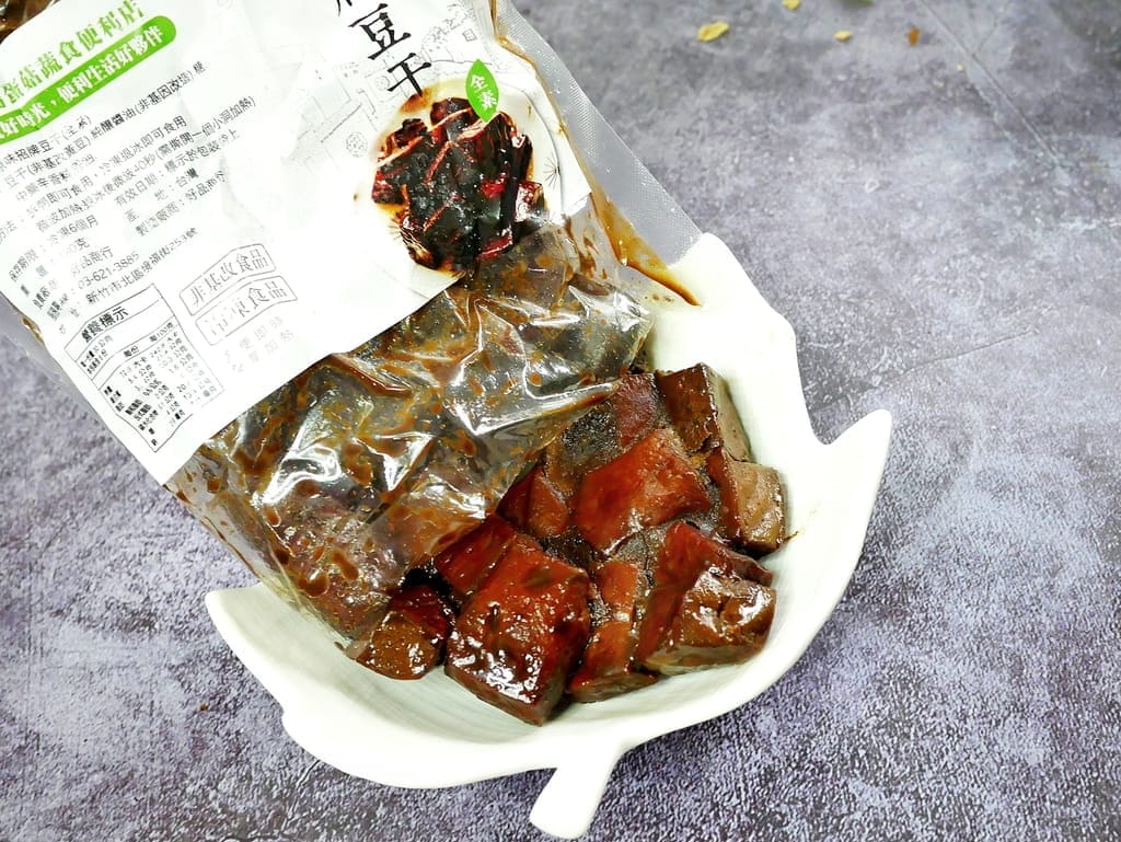 ｜素食滷味小菜｜搗蛋菇蔬食便利店．天然健康無添加，人氣素食方便即食料理包．涮嘴宅配滷味！