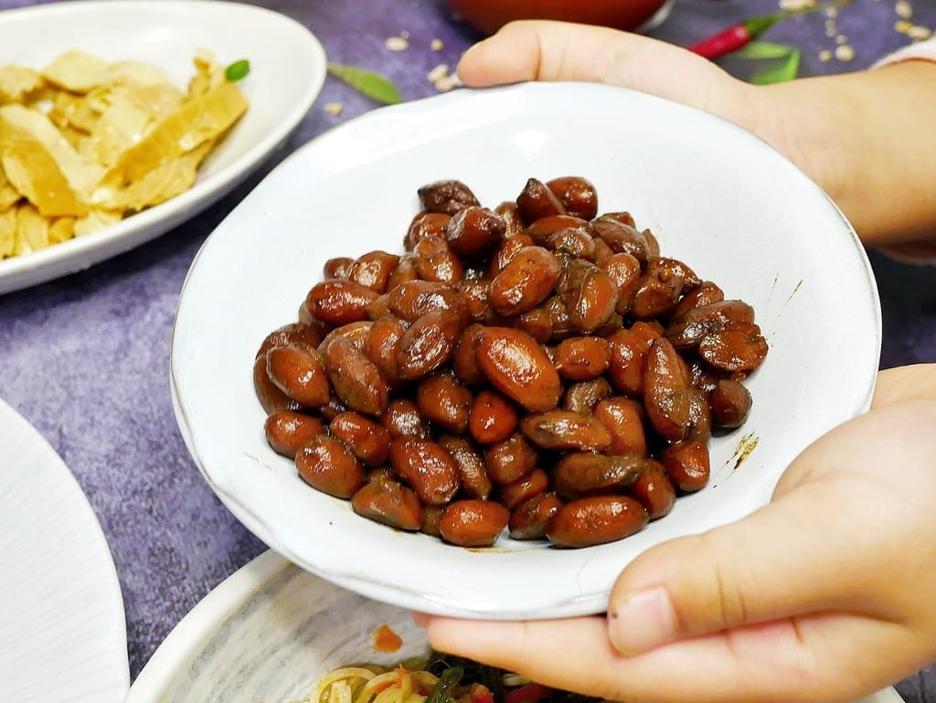 ｜素食滷味小菜｜搗蛋菇蔬食便利店．天然健康無添加，人氣素食方便即食料理包．涮嘴宅配滷味！