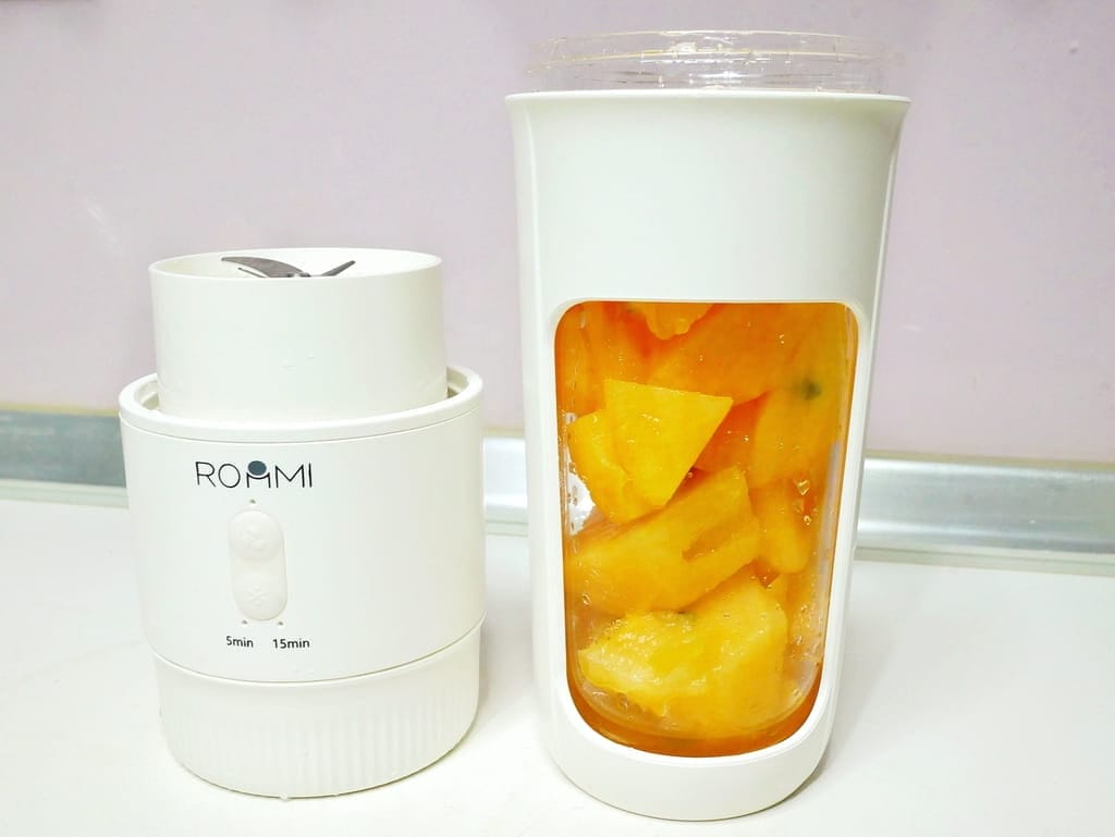 |無線果汁機心得|Roommi-Icy隨行冰淇淋果汁機,自製營養美味果汁/ 冰淇淋.炎炎夏日必備一台! - 第19張圖 |無線果汁機心得|Roommi-Icy隨行冰淇淋果汁機,自製營養美味果汁/ 冰淇淋.炎炎夏日必備一台!