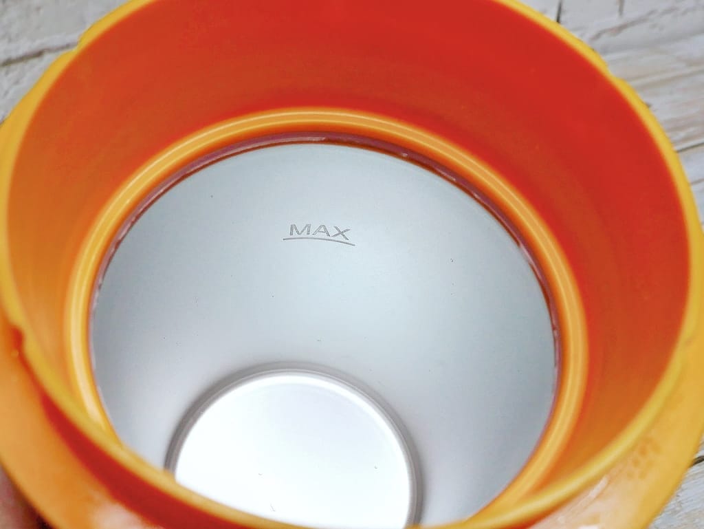 |無線果汁機心得|Roommi-Icy隨行冰淇淋果汁機,自製營養美味果汁/ 冰淇淋.炎炎夏日必備一台! - 第9張圖 |無線果汁機心得|Roommi-Icy隨行冰淇淋果汁機,自製營養美味果汁/ 冰淇淋.炎炎夏日必備一台!