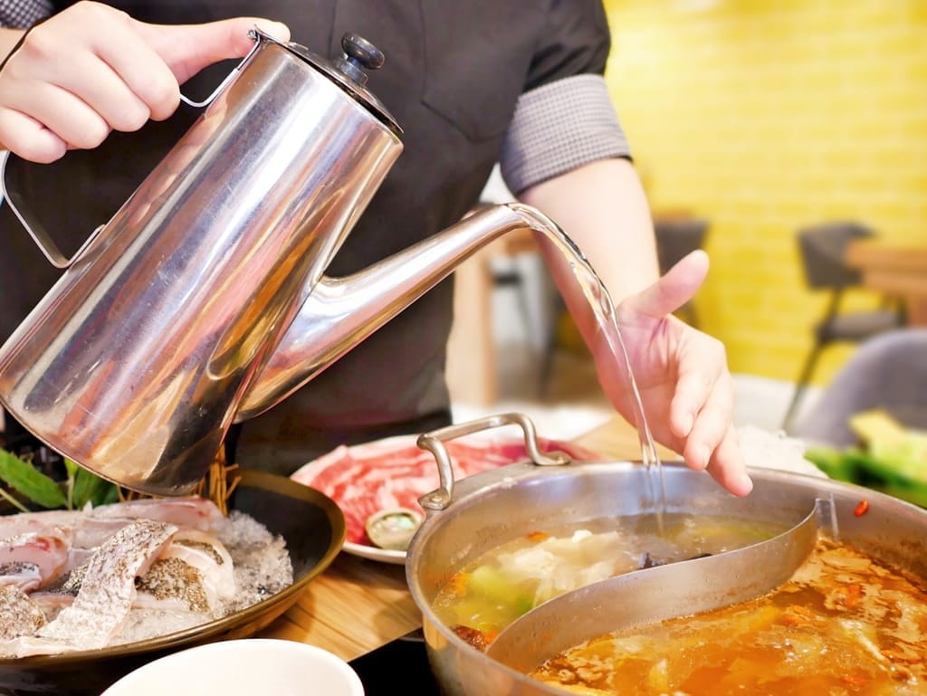 | 中和火鍋 | 燙燙極緻涮涮鍋 中和店,肉食控必朝聖,爽吃肉片,鮮美海鮮,CP值超高火鍋店推薦! - 第38張圖 | 中和火鍋 | 燙燙極緻涮涮鍋 中和店,肉食控必朝聖,爽吃肉片,鮮美海鮮,CP值超高火鍋店推薦!