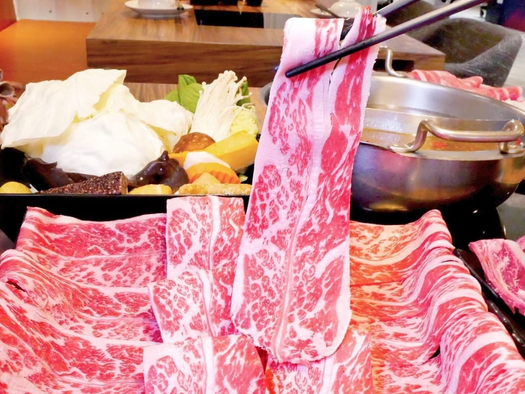 | 中和火鍋 | 燙燙極緻涮涮鍋 中和店,肉食控必朝聖,爽吃肉片,鮮美海鮮,CP值超高火鍋店推薦! - 第24張圖 | 中和火鍋 | 燙燙極緻涮涮鍋 中和店,肉食控必朝聖,爽吃肉片,鮮美海鮮,CP值超高火鍋店推薦!