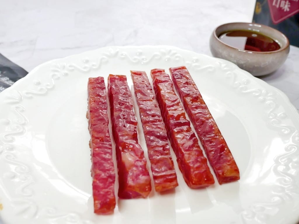 | 團購宅配美食 | 軒記 台灣肉乾王x井呷豬肉條,獨門秘方,肉質鮮嫩Q彈多汁.伴手禮最佳首選! - 第14張圖 | 團購宅配美食 | 軒記 台灣肉乾王x井呷豬肉條,獨門秘方,肉質鮮嫩Q彈多汁.伴手禮最佳首選!