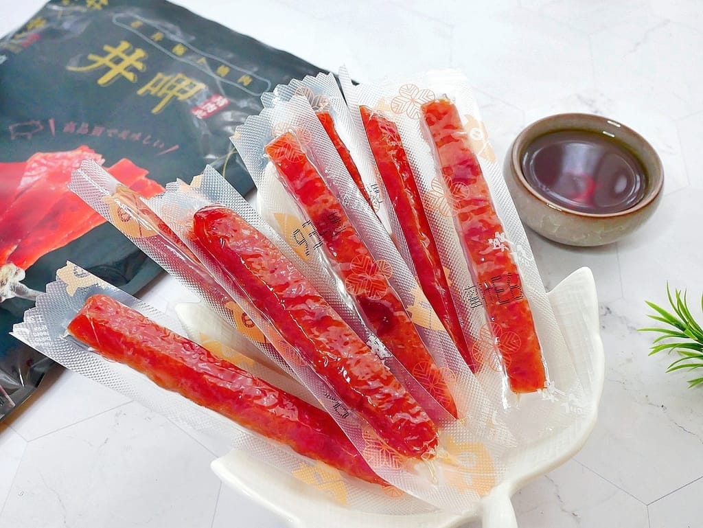 | 團購宅配美食 | 軒記 台灣肉乾王x井呷豬肉條,獨門秘方,肉質鮮嫩Q彈多汁.伴手禮最佳首選! - 第12張圖 | 團購宅配美食 | 軒記 台灣肉乾王x井呷豬肉條,獨門秘方,肉質鮮嫩Q彈多汁.伴手禮最佳首選!