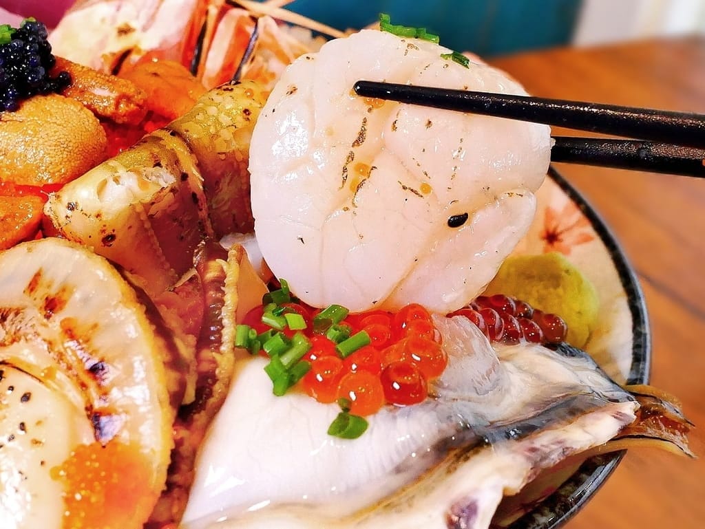 | 板橋日本料理 | 封鮨食堂.食材新鮮豐富.全台無敵澎湃「生魚片丼飯」.讓人一吃就愛上! - 第32張圖 | 板橋日本料理 | 封鮨食堂.食材新鮮豐富.全台無敵澎湃「生魚片丼飯」.讓人一吃就愛上!