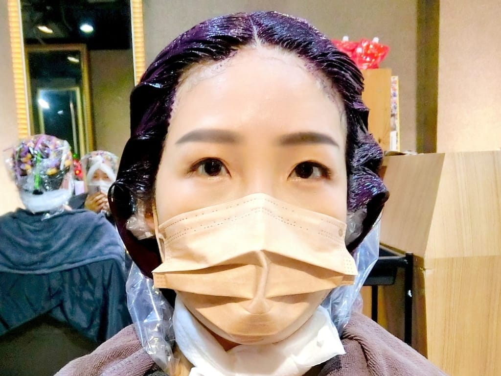 |板橋染髮推薦|Wor Hair新埔店,極光紫黑色,髮絲瞬間充滿仙氣光澤感.染髮不限制長度女生只要1500元!! - 第20張圖 |板橋染髮推薦|Wor Hair新埔店,極光紫黑色,髮絲瞬間充滿仙氣光澤感.染髮不限制長度女生只要1500元!!