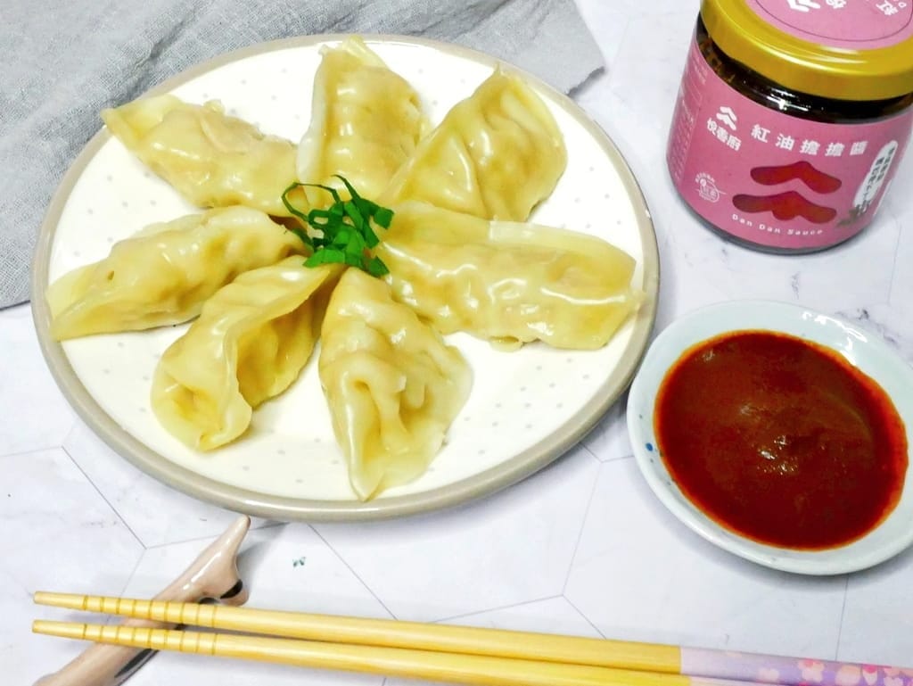 |沾醬推薦|悅善廚 紅油擔擔醬.拌麵/沾水餃/料理入菜.全素可食,快速上桌.忙碌現代人料理好幫手! - 第13張圖 |沾醬推薦|悅善廚 紅油擔擔醬.拌麵/沾水餃/料理入菜.全素可食,快速上桌.忙碌現代人料理好幫手!